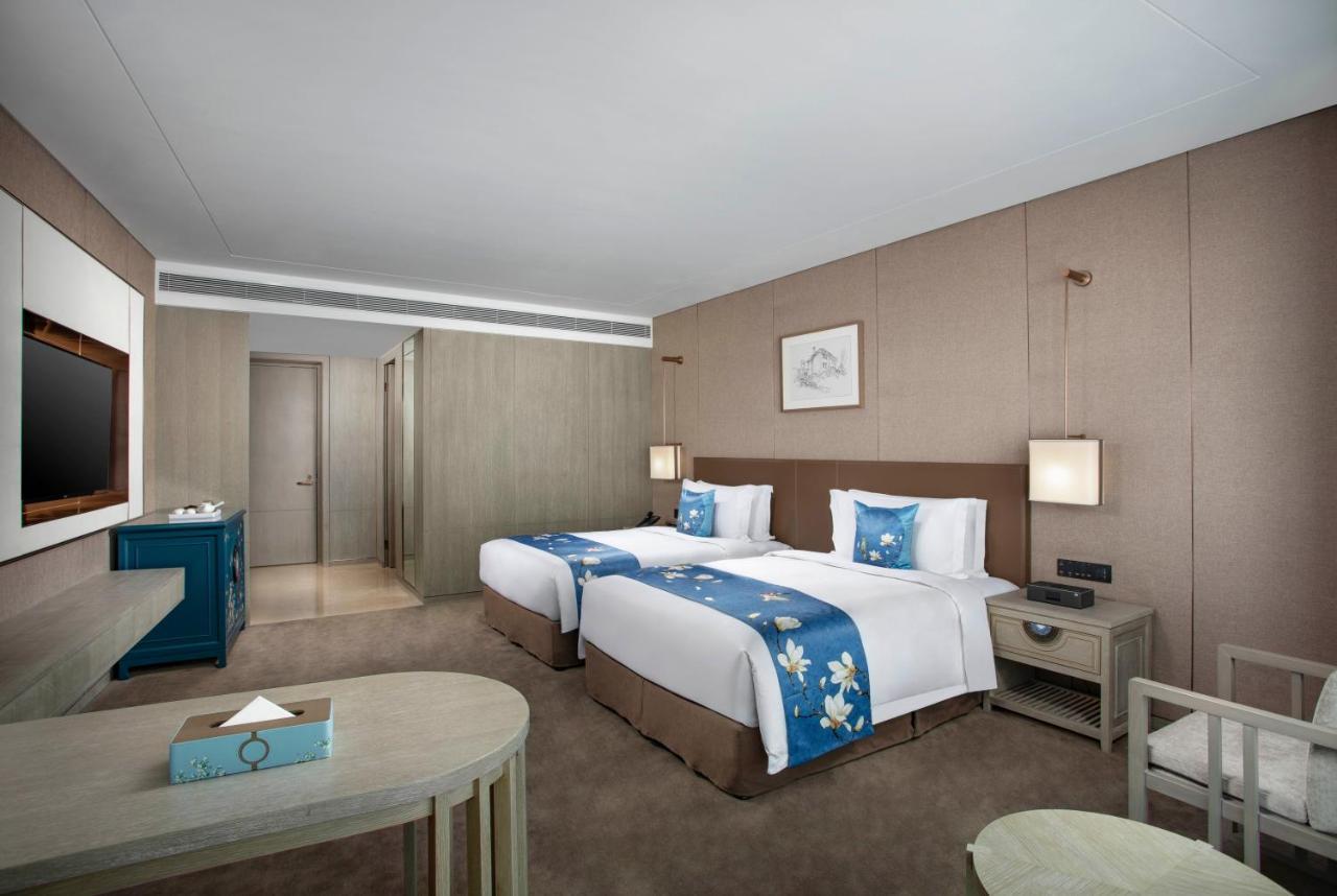 Kunming Huiyue Wyndham Hotel Εξωτερικό φωτογραφία