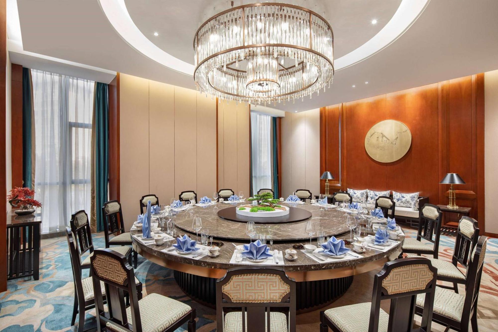 Kunming Huiyue Wyndham Hotel Εξωτερικό φωτογραφία