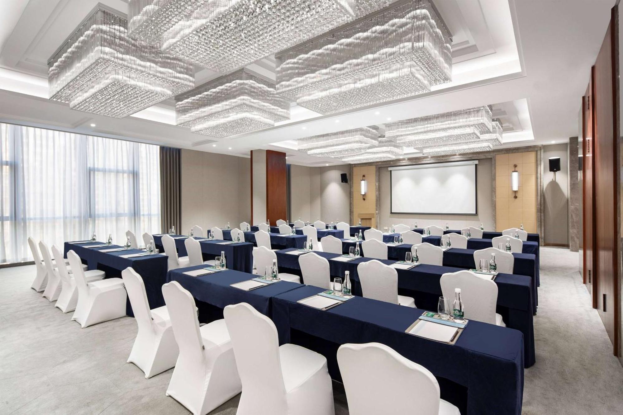 Kunming Huiyue Wyndham Hotel Εξωτερικό φωτογραφία